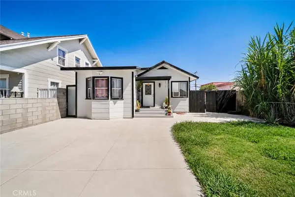 1221 W 88th, Los Angeles, CA 90044