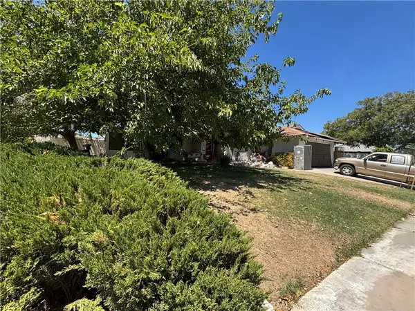 38605 Carolside, Palmdale, CA 93550