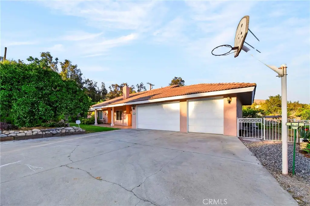 3797 Jeffers, San Bernardino, CA 92404 - #1