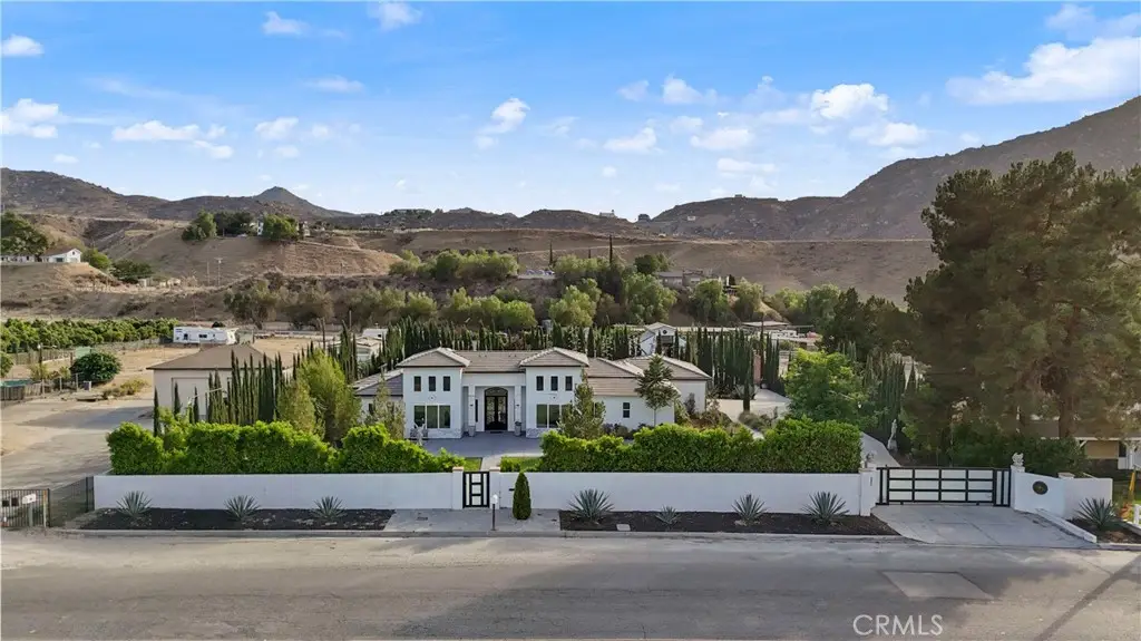 2820 Reche Canyon, Colton, CA 92324 - #1