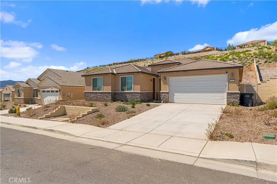 4061 Hudson, Lake Elsinore, CA 92530 - #2