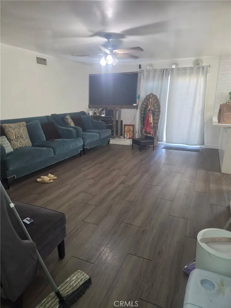 4625 Horseshoe Lane, Riverside, CA 92509 - #2