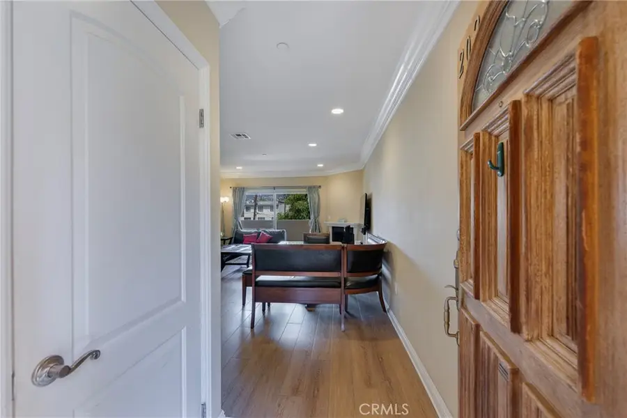 1515 Grismer #202, Burbank, CA 91504 - #3