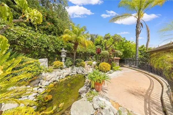 829 Kingsford, Monterey Park, CA 91754