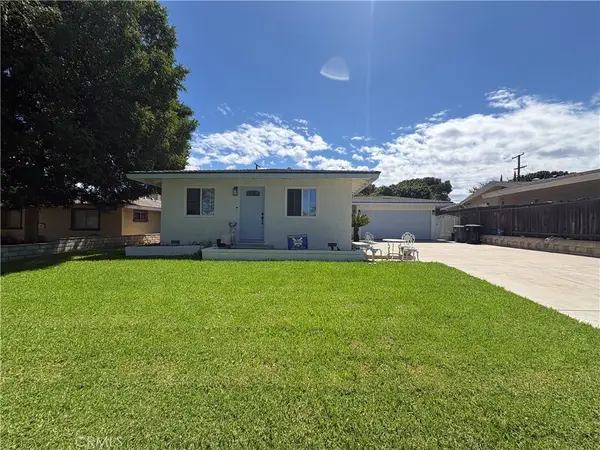 1134 Redwood, Corona, CA 92879