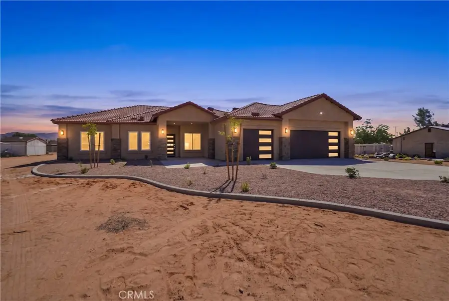 16055 Winnebago, Apple Valley, CA 92307 - #2