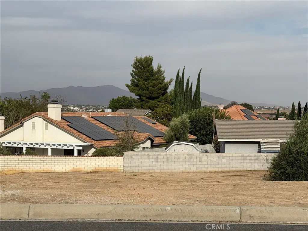 13135 Autumn Leaves, Victorville, CA 92395 - #1