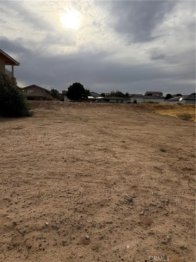 13135 Autumn Leaves, Victorville, CA 92395 - #3