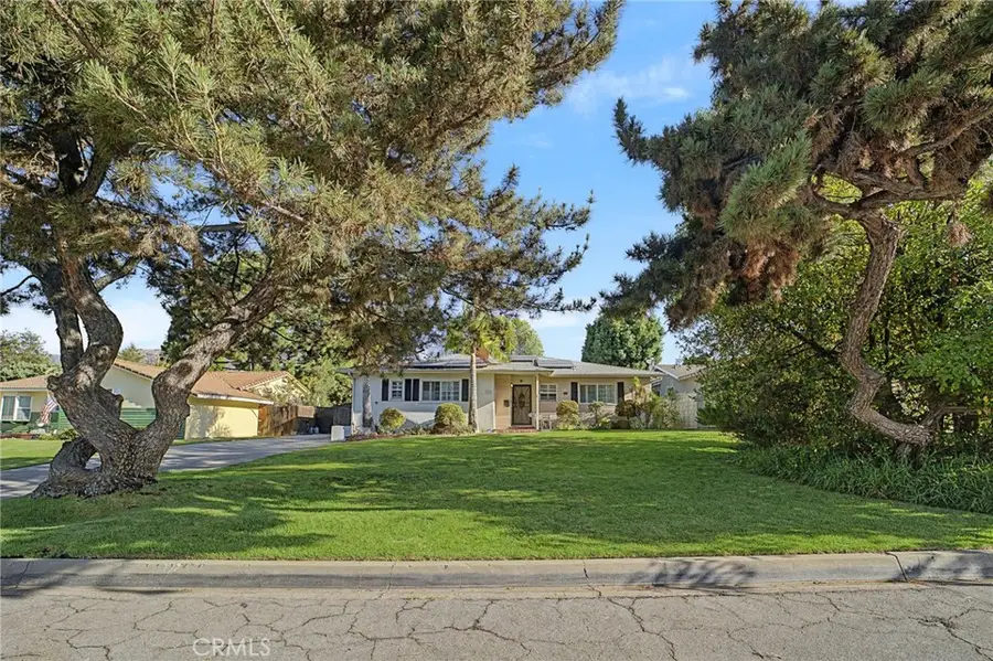 621 E Cypress Avenue, Glendora, CA 91741 - #2