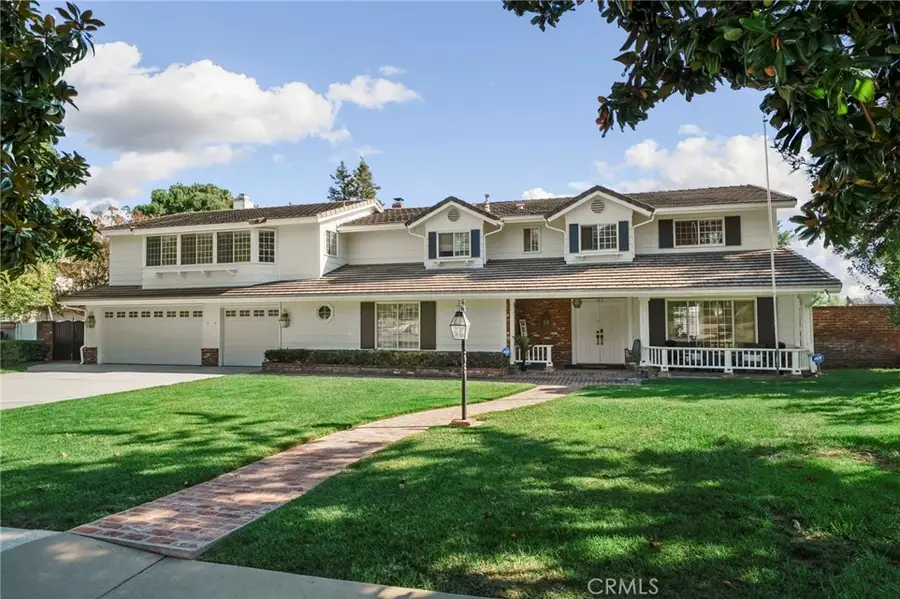 162 W Buffington, Upland, CA 91784 - #2