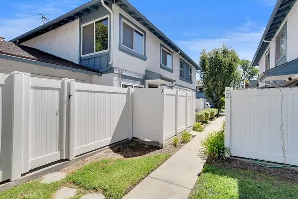 878 W 13th, Azusa, CA 91702