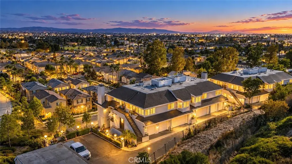 1033 Lakeview, Azusa, CA 91702 - #1