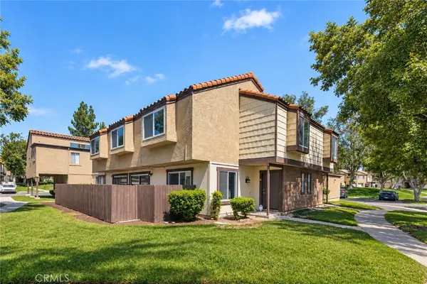 9404 Round Up #A, Montclair, CA 91763
