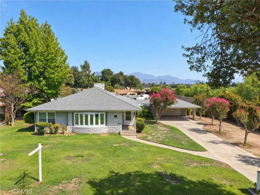 2989 Ladera Road, San Bernardino, CA 92405 - #1