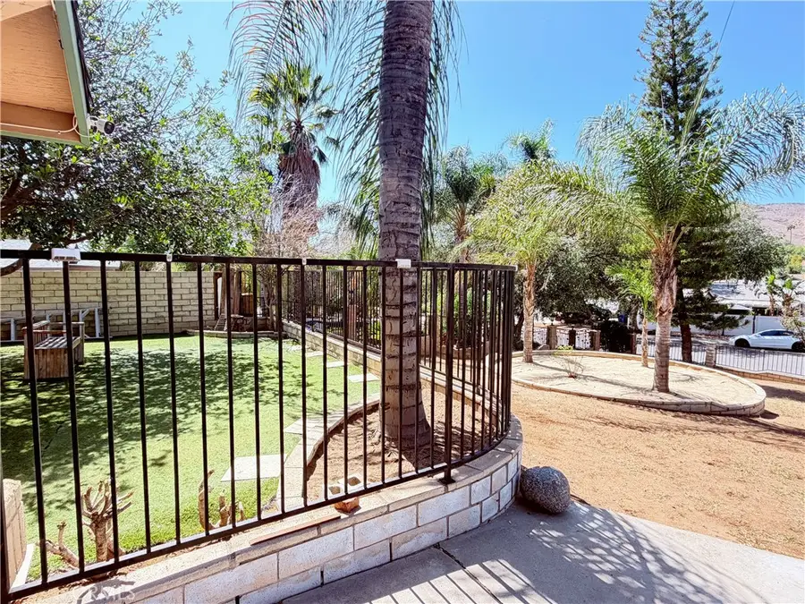 5855 Bolivar, Riverside, CA 92505 - #3
