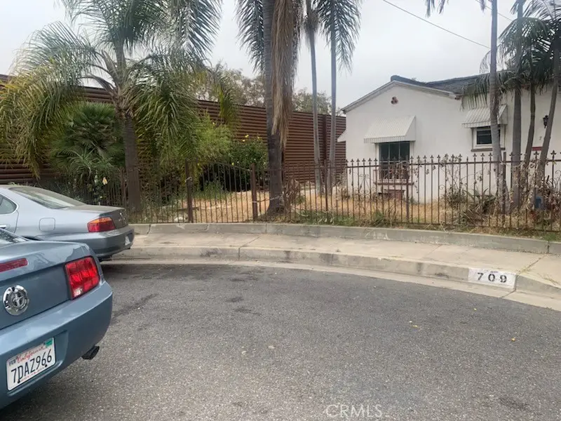 709 W Buckthorn, Inglewood, CA 90301 - #2