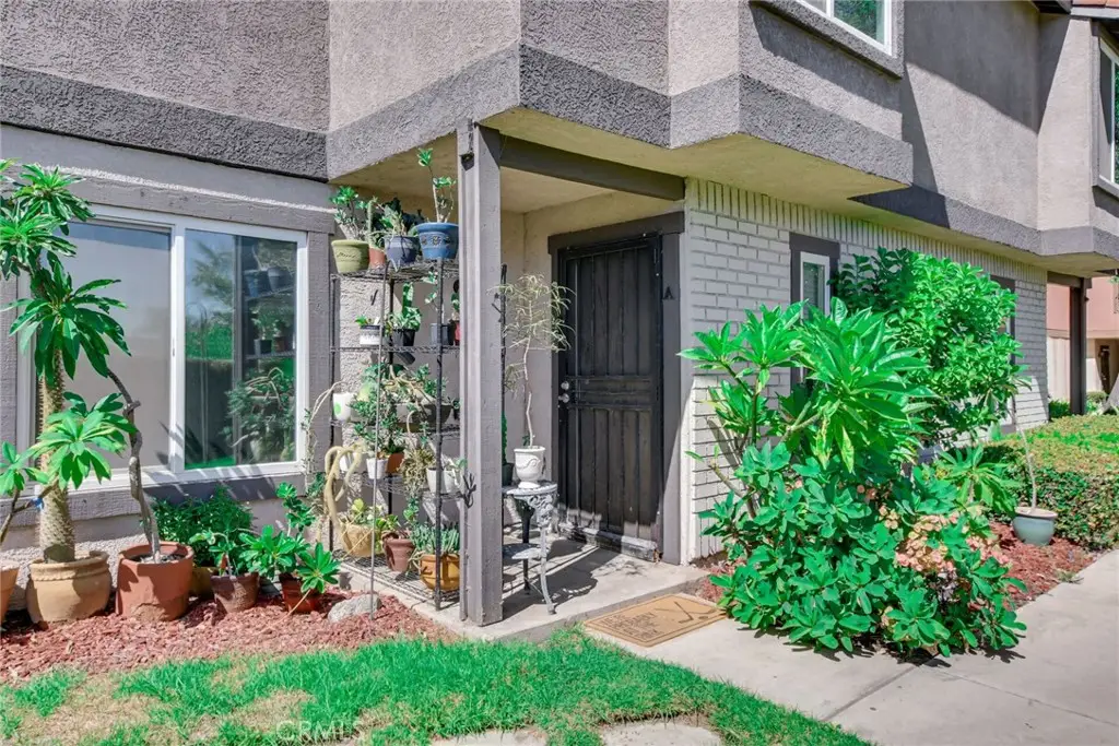 1802 N Vineyard, Ontario, CA 91764 - #1