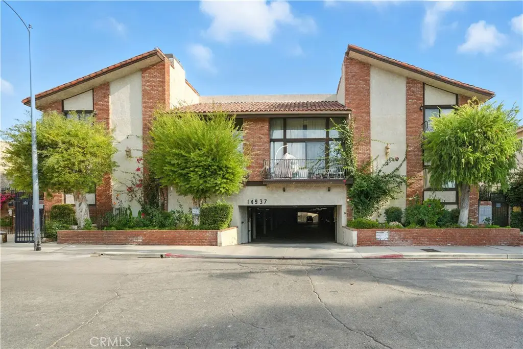 14937 Sherman Way #7, Van Nuys, CA 91405 - #1