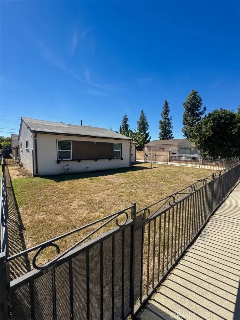 124 E Roland Street, Azusa, CA 91702 - #3