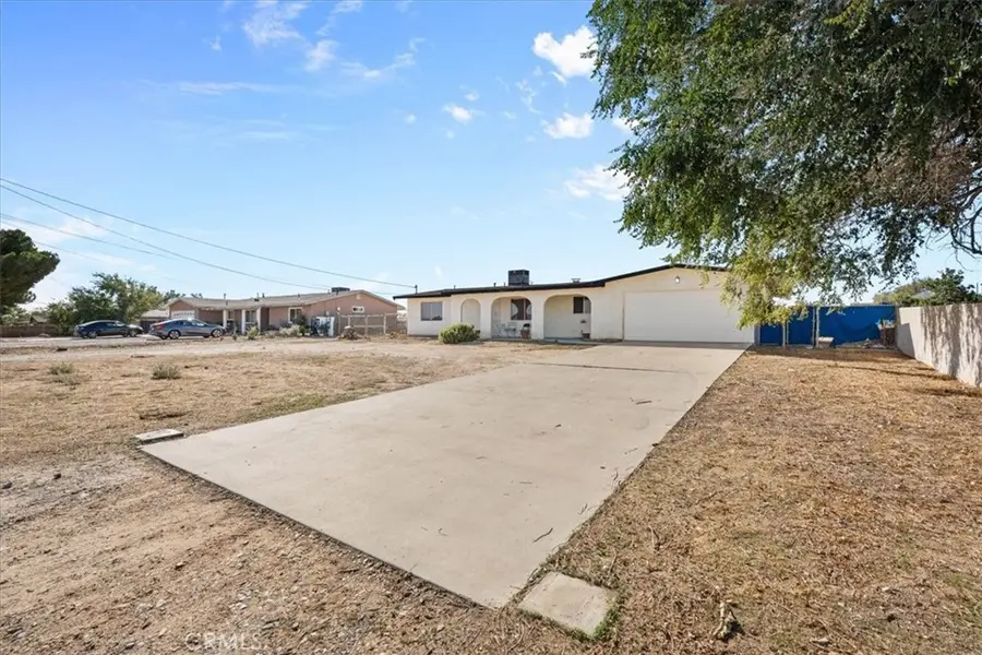 15437 Jasmine Street, Victorville, CA 92395 - #3