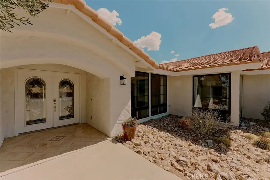 8975 Fortuna Avenue, Yucca Valley, CA 92284 - #2