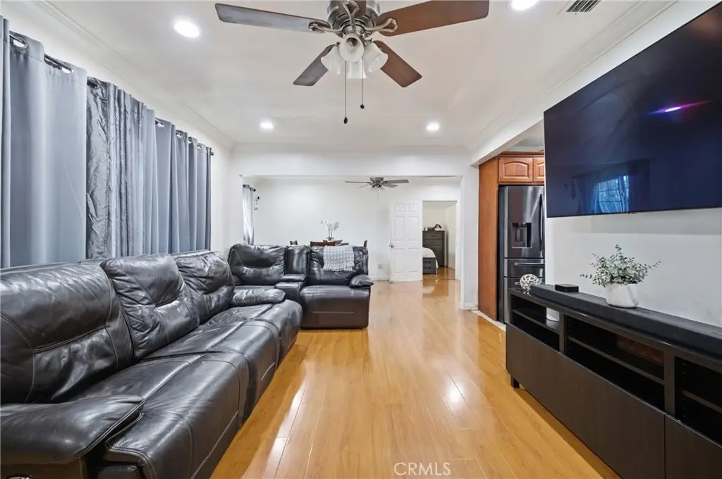 156 E 49th, Long Beach, CA 90805 - #1