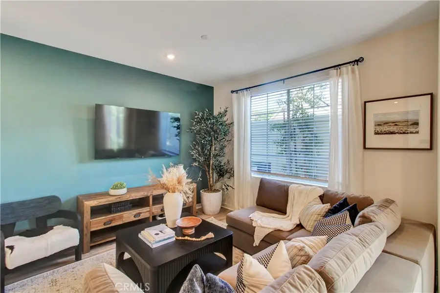 7198 Lisbon Way, Highland, CA 92346 - #2