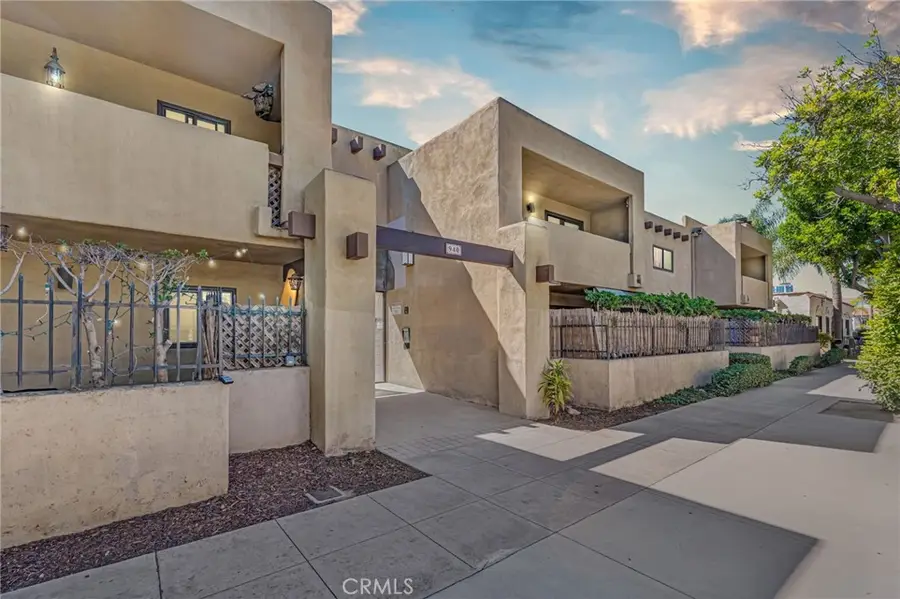 940 E 3rd #21, Long Beach, CA 90802 - #2