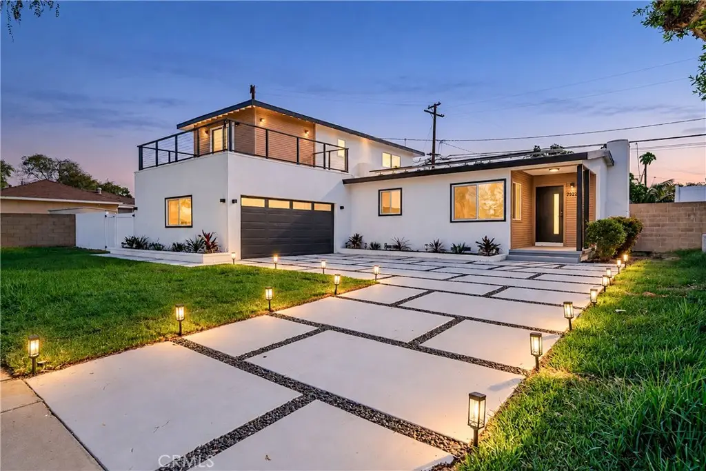 2922 Radnor, Long Beach, CA 90815 - #1