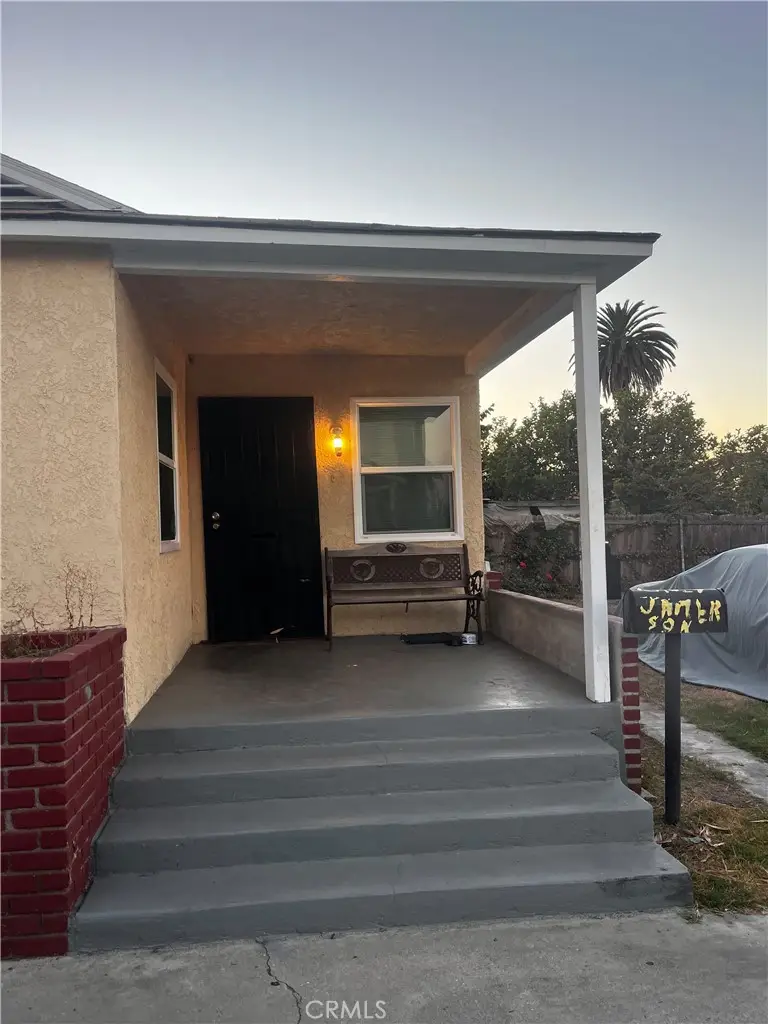 950 E 113th, Los Angeles, CA 90059 - #1