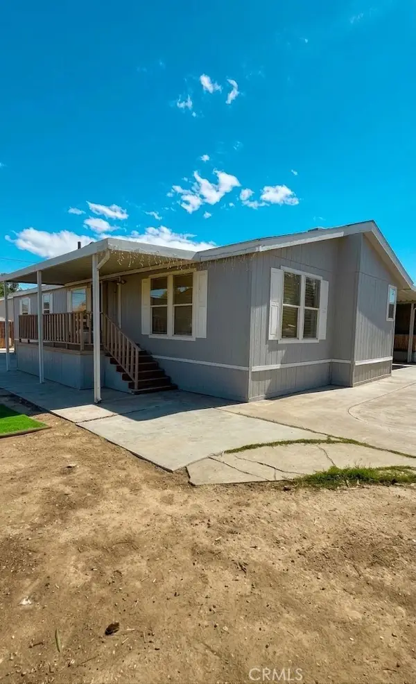 1671 Ruby, Perris, CA 92571