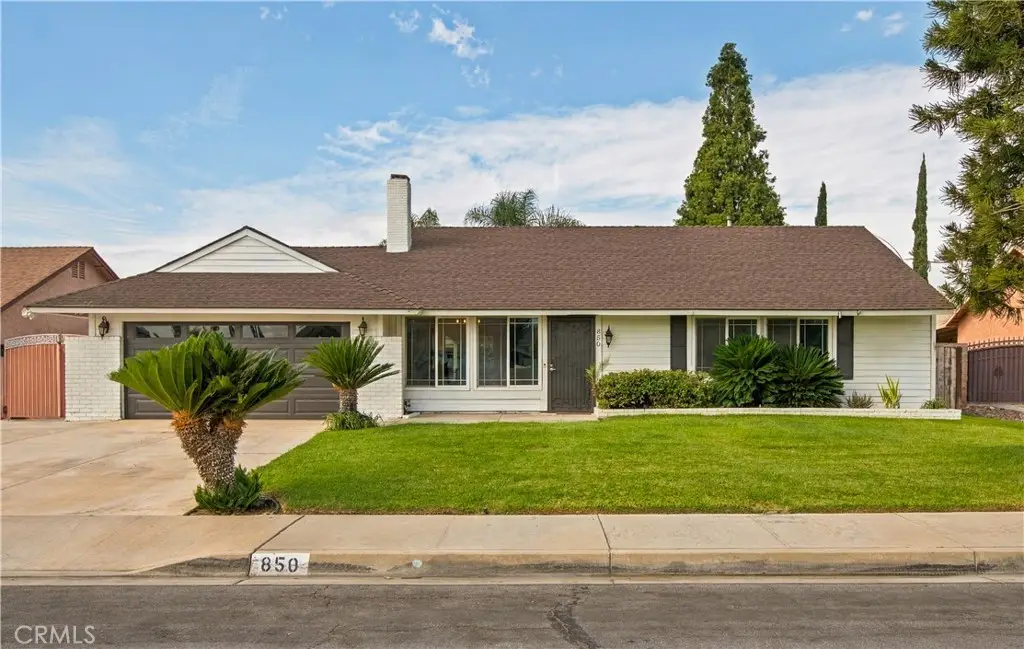 850 N Wisteria Avenue, Rialto, CA 92376 - #1