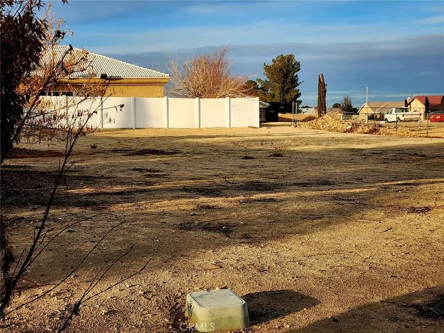 14762 Hartford, Helendale, CA 92342 - #2