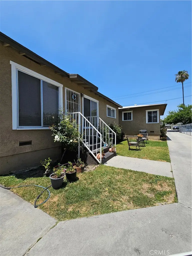 214 E Johnson Street, Compton, CA 90220 - #2