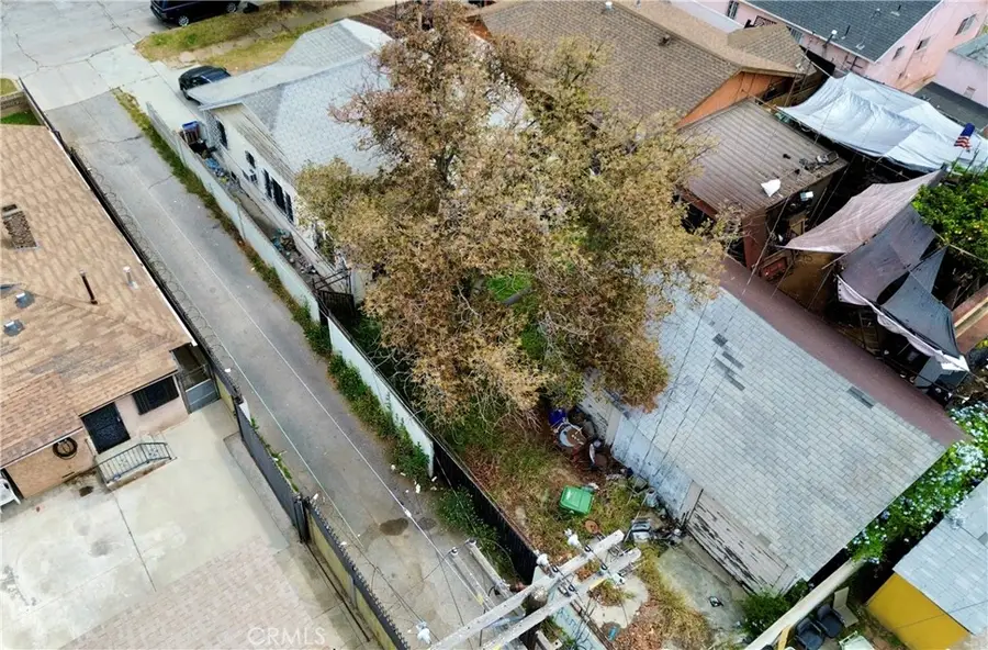1010 W 77th Street, Los Angeles, CA 90044 - #3