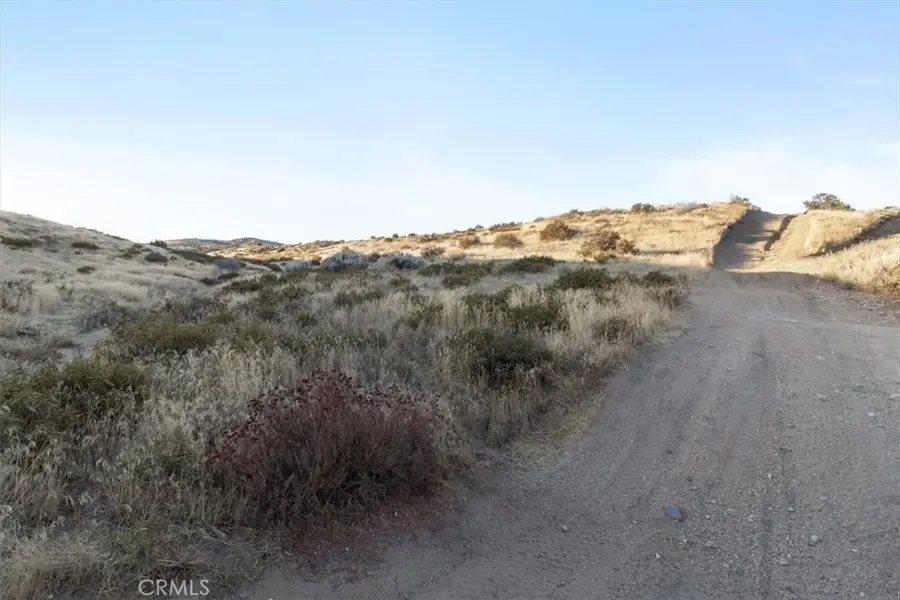 8023 Eaby Road, Phelan, CA 92371 - Image #3