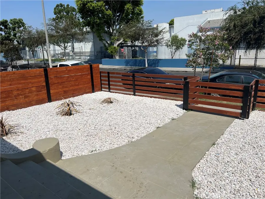 1364 E 20th Street, Los Angeles, CA 90011 - #2