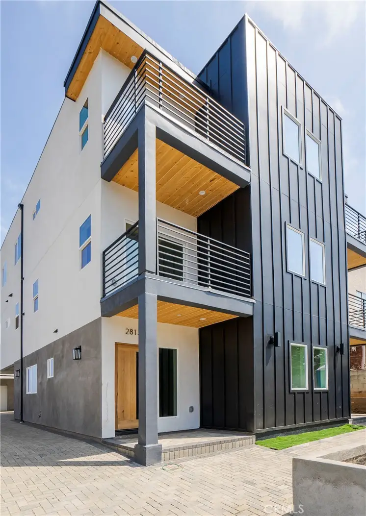 2813 E 6th Street, Los Angeles, CA 90023 - #1