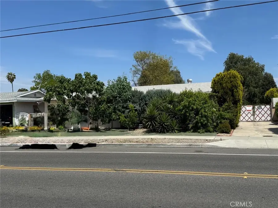 840 S Gilbert St, Hemet, CA 92543 - #2