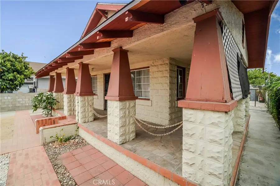 427 N Hicks Avenue, East Los Angeles, CA 90063 - Image #3