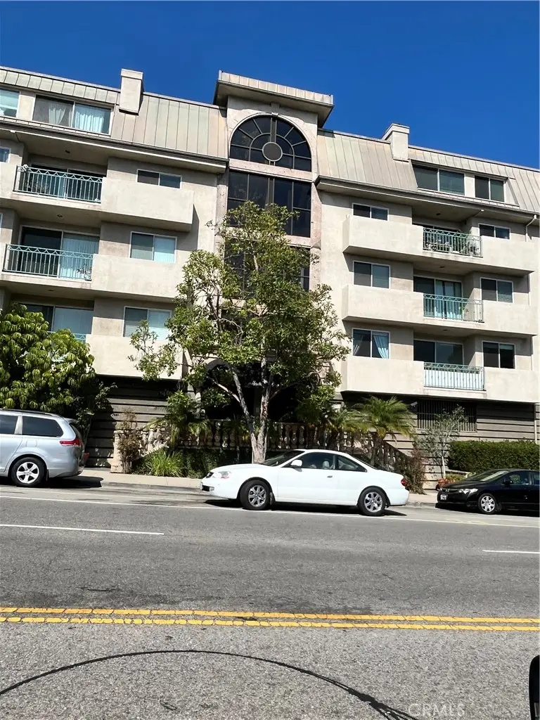390 S Sepulveda Boulevard #208, Los Angeles, CA 90049 - #2