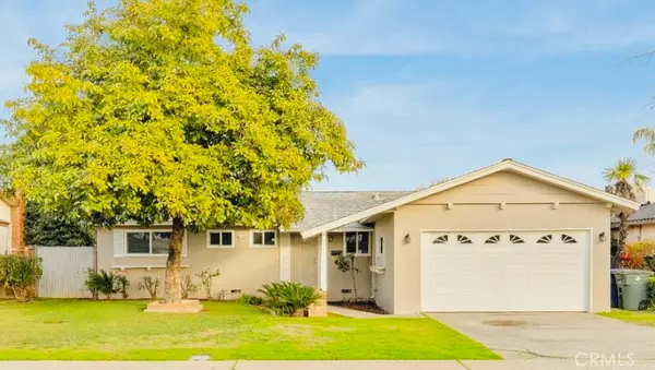 2923 Fine Ave, Clovis, CA 93612