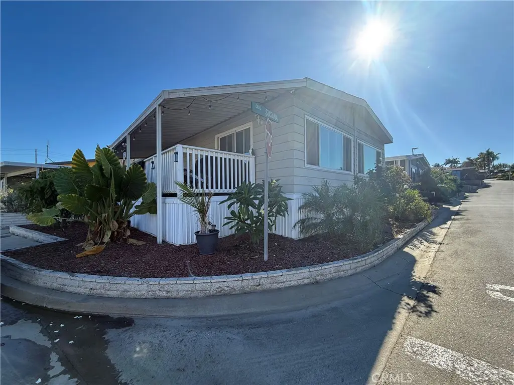 2601 E Victoria #404, Compton, CA 90220 - Image #1