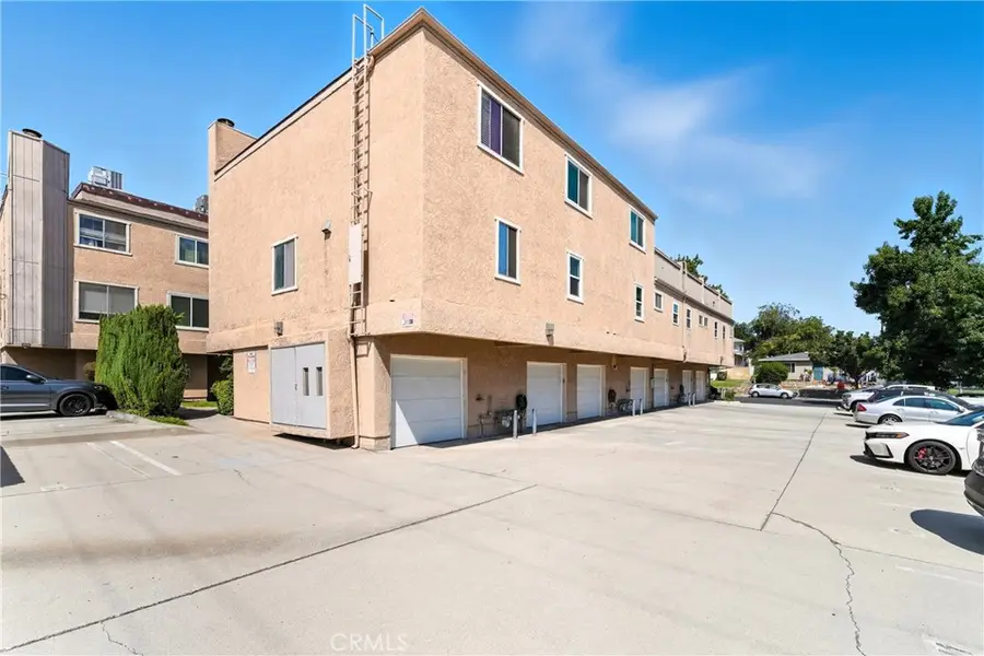 334 S Walnut #13, Brea, CA 92821 - Image #3