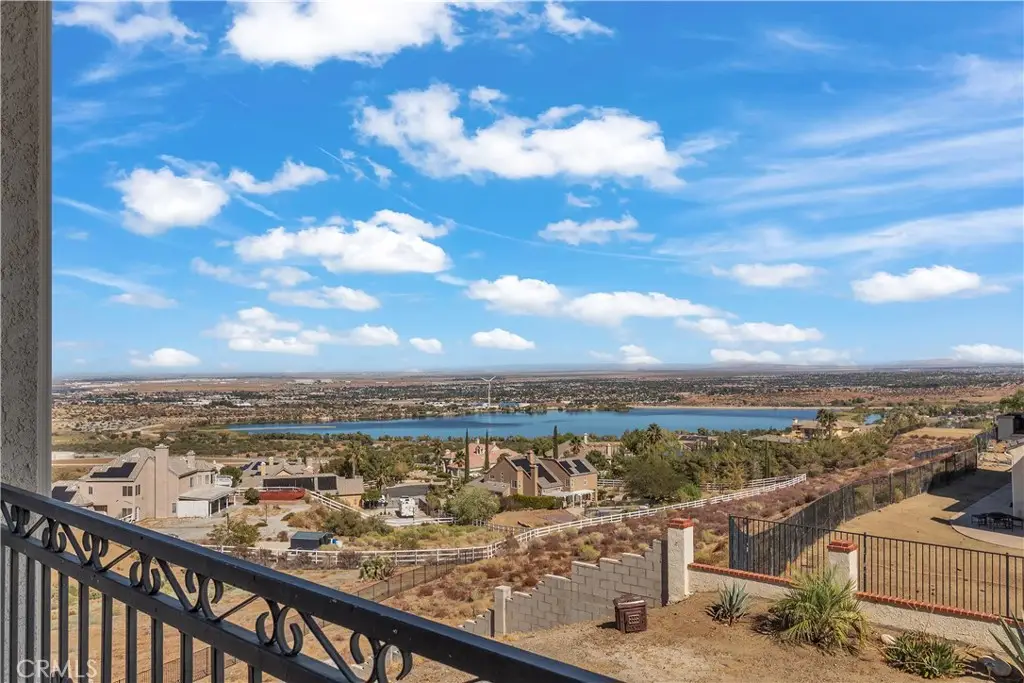 345 Lakeview, Palmdale, CA 93551 - #1