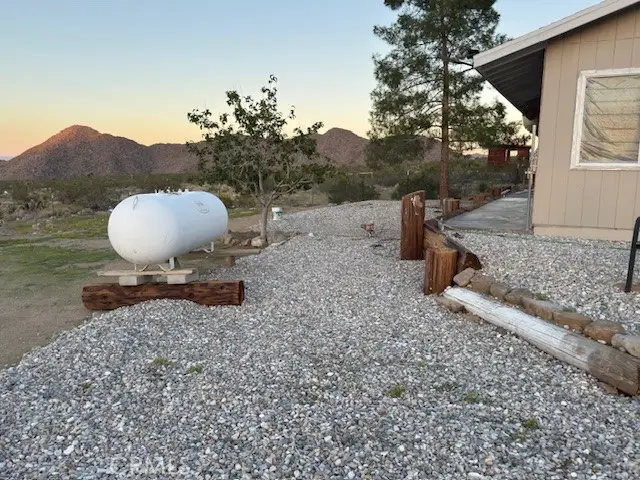 31633 Azurite, Lucerne Valley, CA 92356 - #3