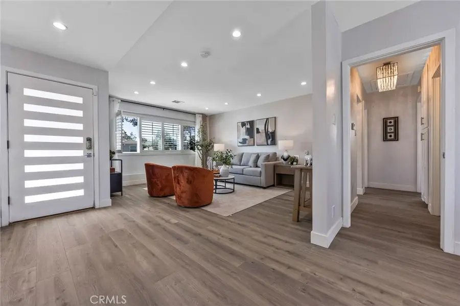 6053 Turnergrove Drive, Lakewood, CA 90713 - #2