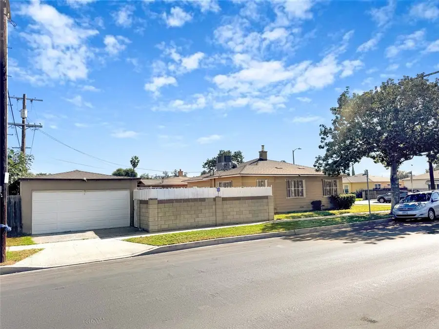 1301 E 106th, Los Angeles, CA 90002 - #3