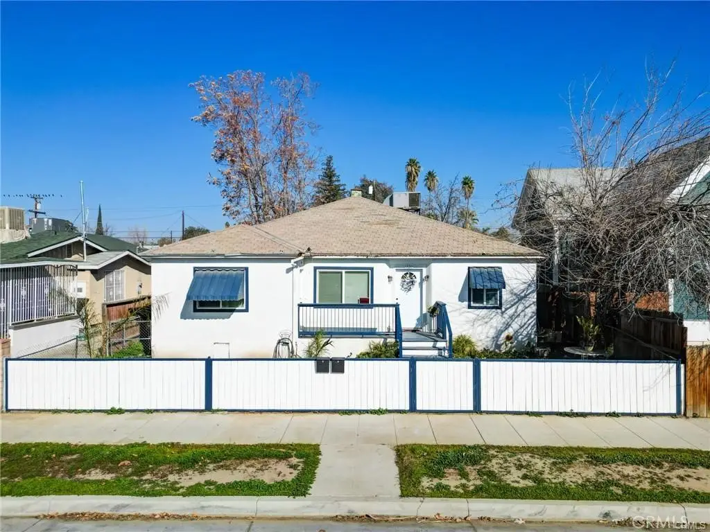 1316 Pacific Street, Bakersfield, CA 93305 - #1