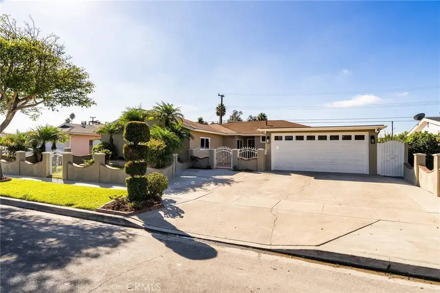2302 Lori Lane, Santa Ana, CA 92706 - Image #3